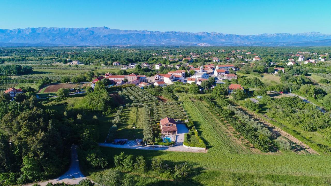 Holiday Home Taras Smilcic Экстерьер фото